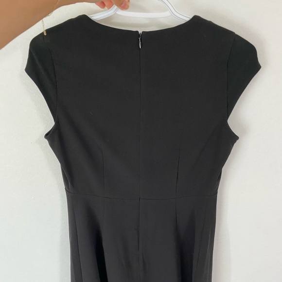 NWT Banana Republic Black Dress - Petite size 2 - Picture 5 of 5